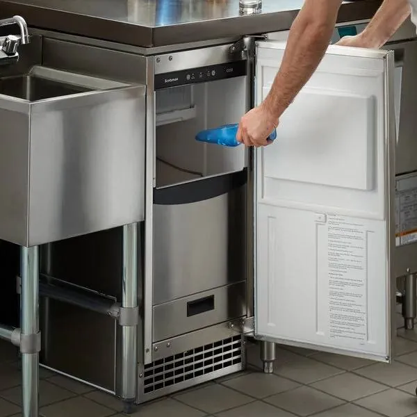 Under-counter commercial ice machine